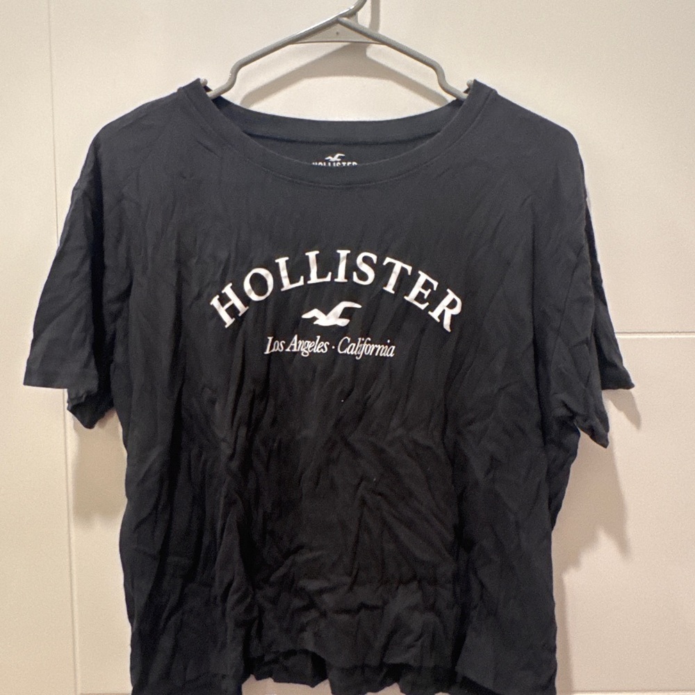 Hollister Black Graphic Tee